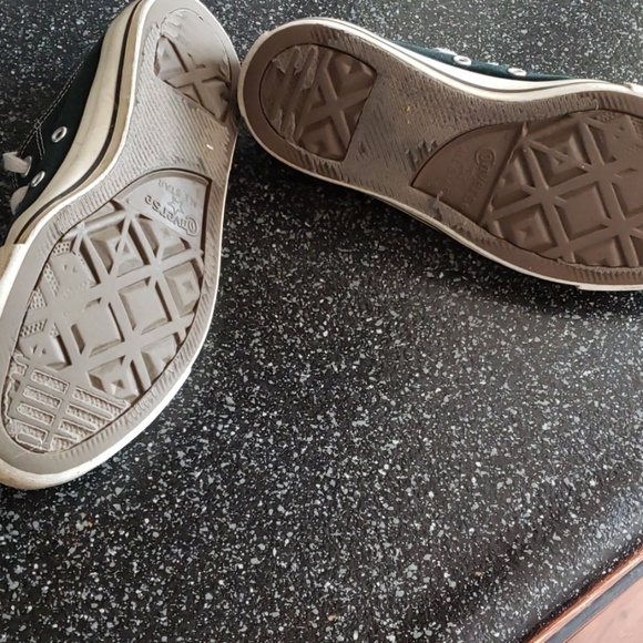 Converse - Picture 3 of 4